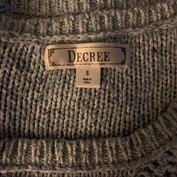 Sweater - Picture 8 of 8